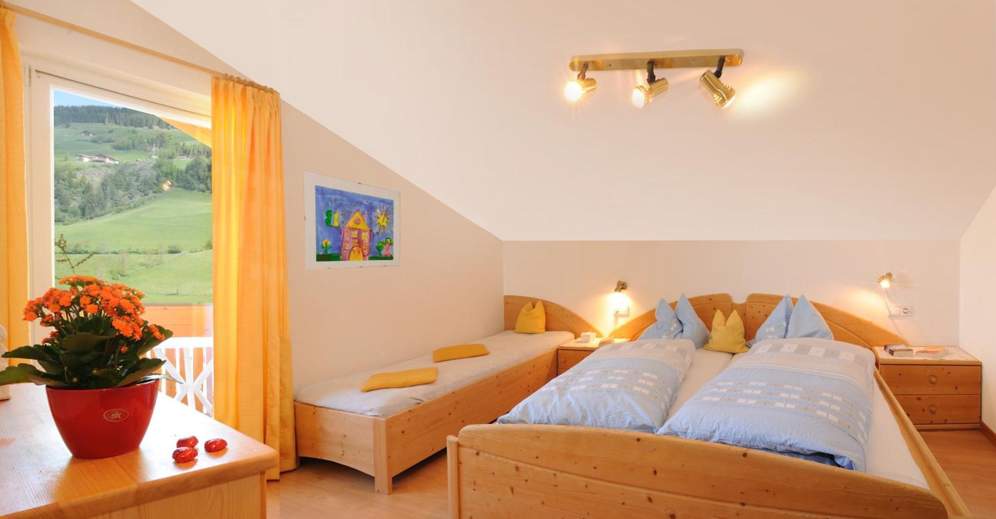 Appartamento Haus Tannenburg Funes  Esterno foto