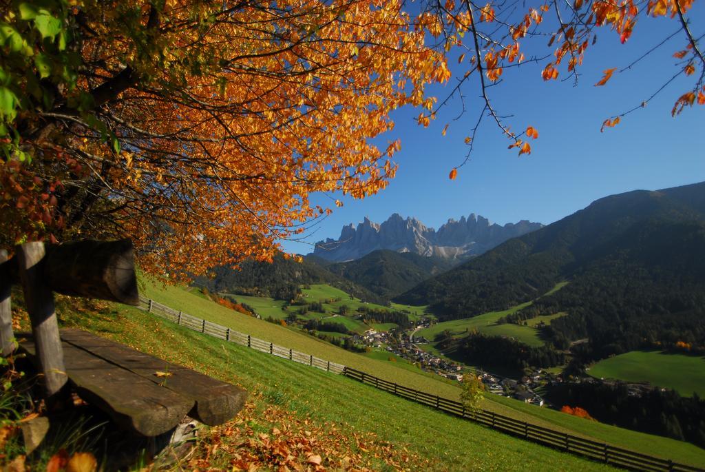 Appartamento Haus Tannenburg Funes  Esterno foto